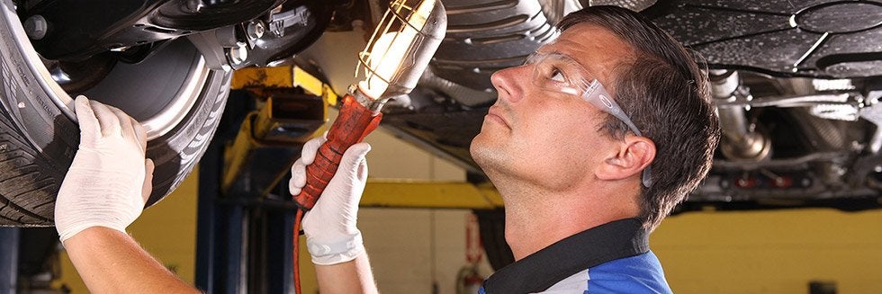 Car Dealer in Kansas City, MO, Parts Department Picture - Molle Volkswagen