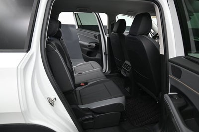 2027 Volkswagen Atlas SE