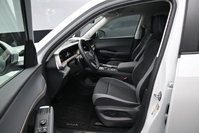 2027 Volkswagen Atlas SE