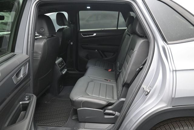 2026 Volkswagen Atlas Cross Sport SEL R-Line Black
