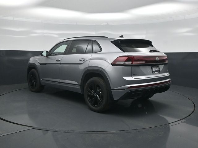 2026 Volkswagen Atlas Cross Sport SEL R-Line Black