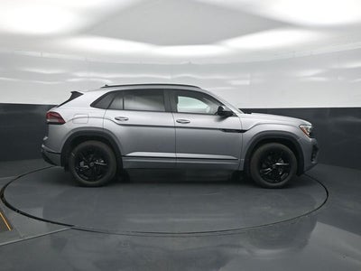 2026 Volkswagen Atlas Cross Sport SEL R-Line Black