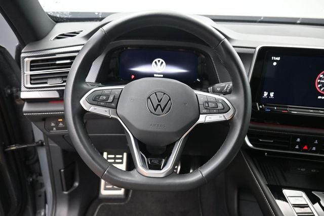 2026 Volkswagen Atlas Cross Sport 2.0T SEL R-Line Black