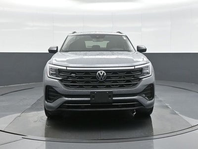 2026 Volkswagen Atlas Cross Sport 2.0T SEL R-Line Black