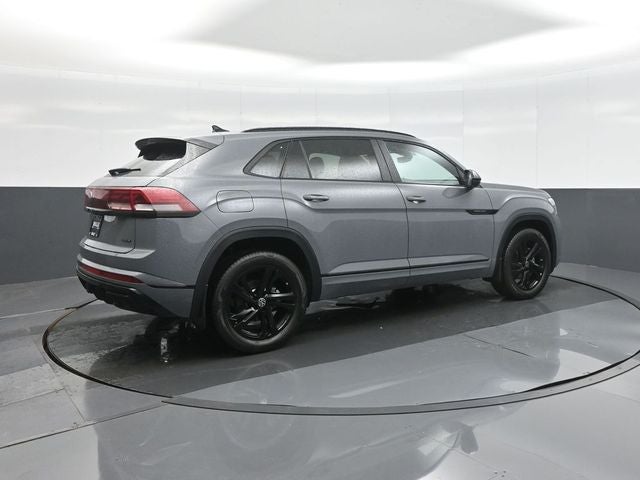 2026 Volkswagen Atlas Cross Sport 2.0T SEL R-Line Black