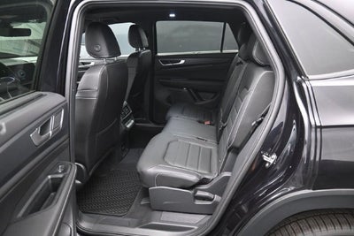 2026 Volkswagen Atlas Cross Sport SEL R-Line Black