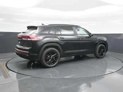 2026 Volkswagen Atlas Cross Sport SEL R-Line Black