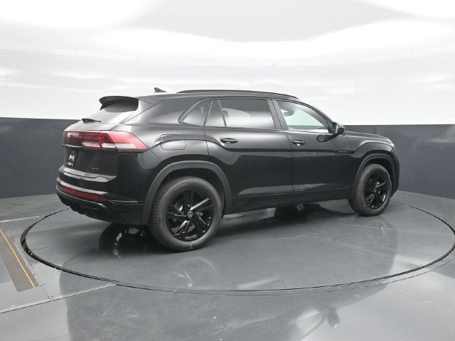 2026 Volkswagen Atlas Cross Sport SEL R-Line Black