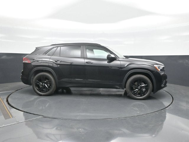 2026 Volkswagen Atlas Cross Sport SEL R-Line Black