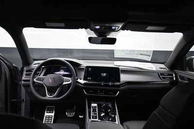 2026 Volkswagen Atlas Cross Sport SEL R-Line Black