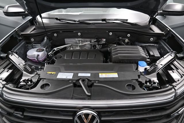 2026 Volkswagen Atlas Cross Sport SEL R-Line Black