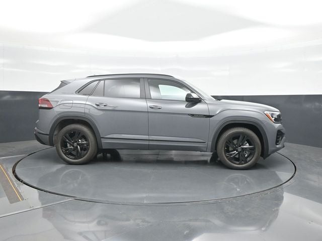2026 Volkswagen Atlas Cross Sport SEL R-Line Black