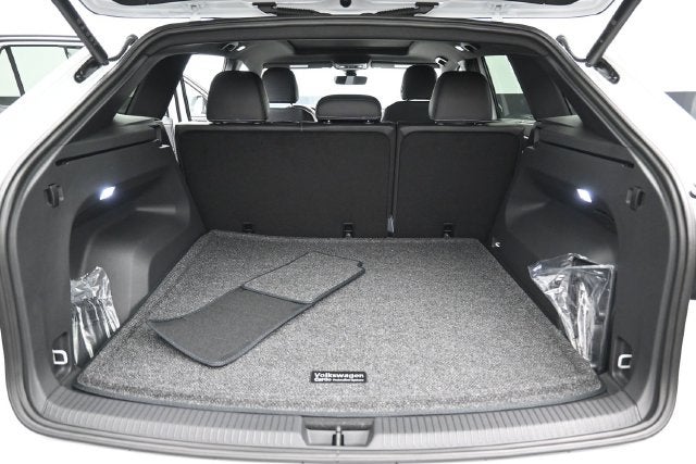 2026 Volkswagen Atlas Cross Sport SEL