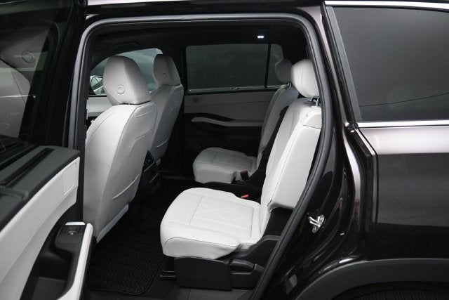 2027 Volkswagen Atlas SEL