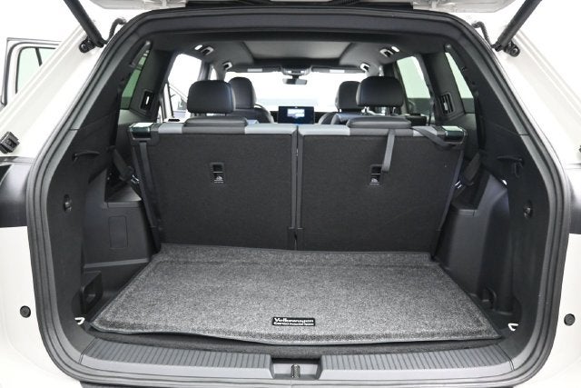 2027 Volkswagen Atlas SEL Premium R-Line