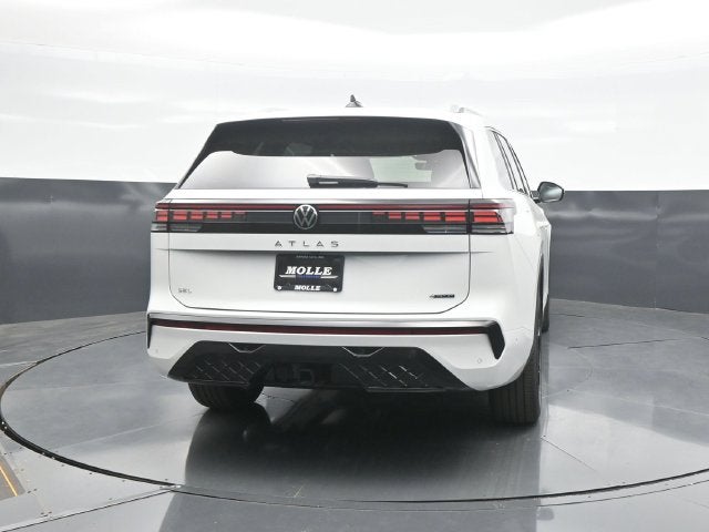 2027 Volkswagen Atlas SEL Premium R-Line