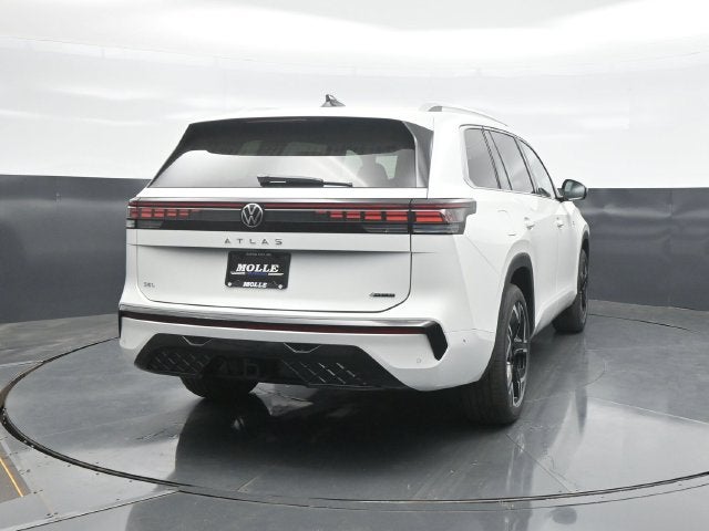 2027 Volkswagen Atlas SEL Premium R-Line
