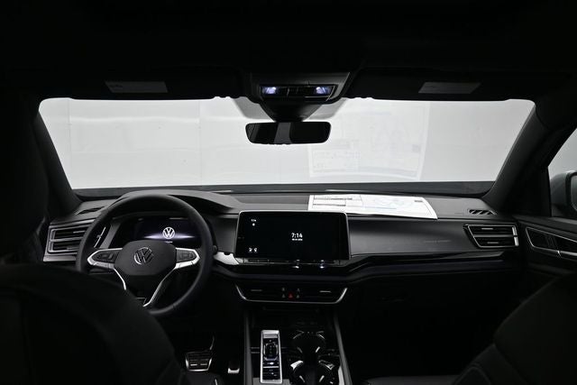 2026 Volkswagen Atlas Cross Sport SEL Premium R-Line