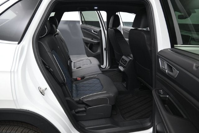 2026 Volkswagen Atlas Cross Sport SEL Premium R-Line