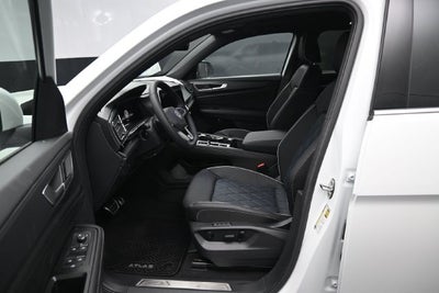 2026 Volkswagen Atlas Cross Sport SEL Premium R-Line