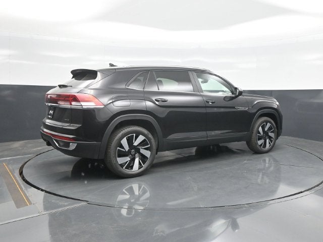 2026 Volkswagen Atlas Cross Sport SE w/Technology