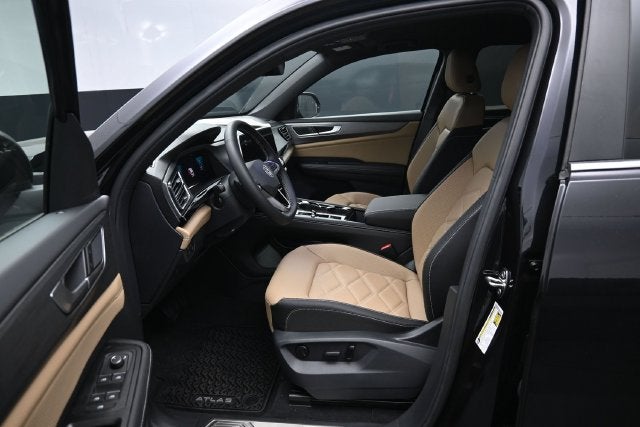 2026 Volkswagen Atlas Cross Sport SE w/Technology