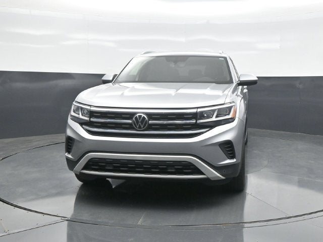 Used 2021 Volkswagen Atlas Cross Sport SE w/Tech with VIN 1V2HE2CA2MC221994 for sale in Kansas City