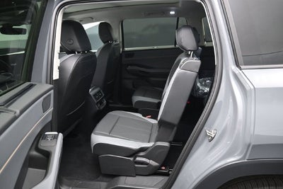2027 Volkswagen Atlas SE w/Technology