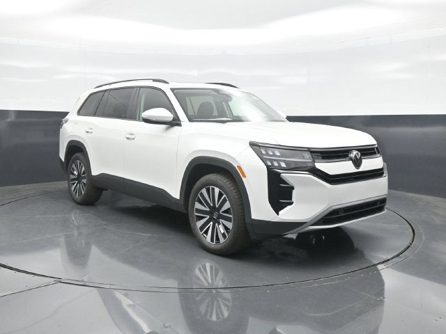 2027 Volkswagen Atlas SE w/Technology