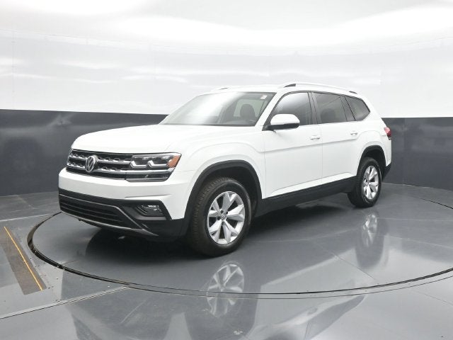 Used 2018 Volkswagen Atlas SE w/Tech with VIN 1V2LR2CA5JC552997 for sale in Kansas City
