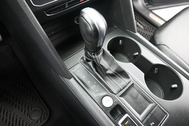 2021 Volkswagen Atlas 3.6L V6 SE w/Technology R-Line