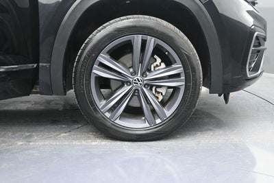 2021 Volkswagen Atlas 3.6L V6 SE w/Technology R-Line