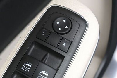 2023 Chrysler 300 Touring L