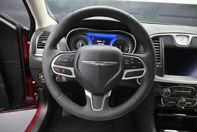 2023 Chrysler 300 Touring L