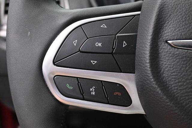 2023 Chrysler 300 Touring L