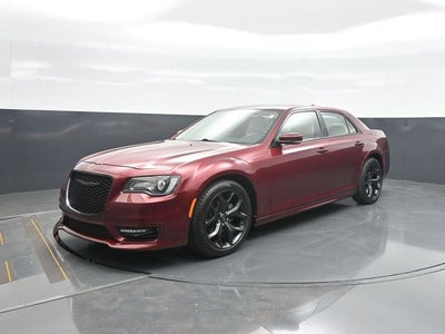 2023 Chrysler 300 Touring L