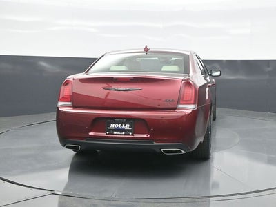 2023 Chrysler 300 Touring L