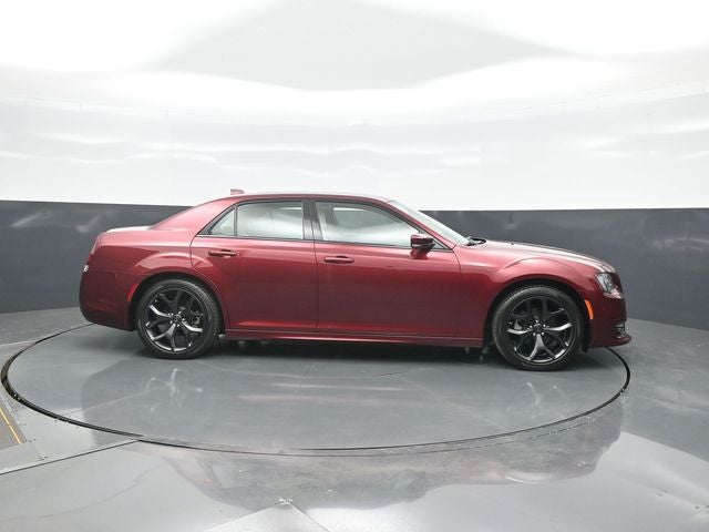 2023 Chrysler 300 Touring L