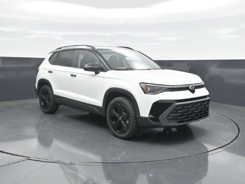 2027 Volkswagen Taos 1.5T SE Black