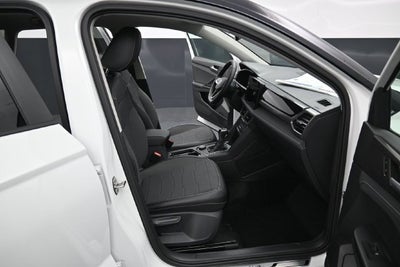 2027 Volkswagen Taos 1.5T SE Black