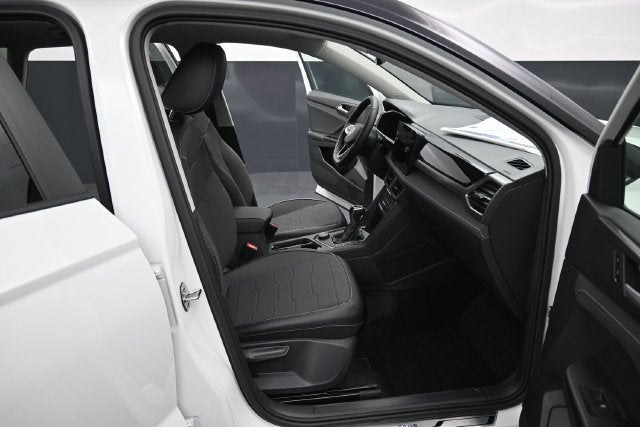 2027 Volkswagen Taos 1.5T SE Black