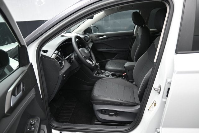 2027 Volkswagen Taos 1.5T SE Black