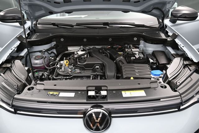 2027 Volkswagen Taos 1.5T SE Black