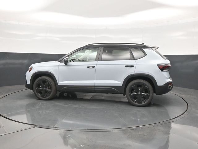2027 Volkswagen Taos 1.5T SE Black