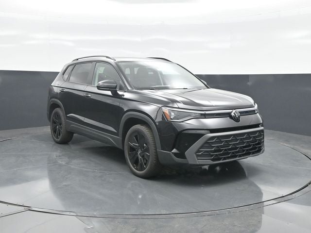 2027 Volkswagen Taos 1.5T SE Black