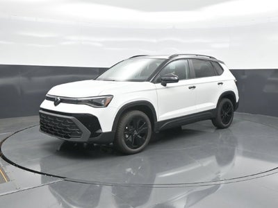 2027 Volkswagen Taos 1.5T SE Black