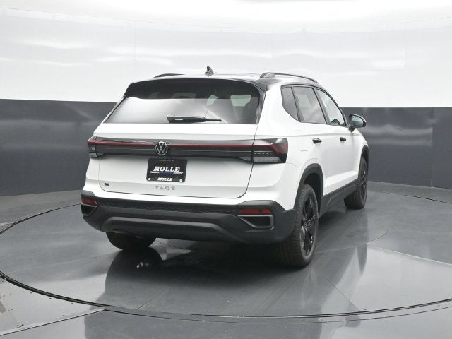 2027 Volkswagen Taos 1.5T SE Black