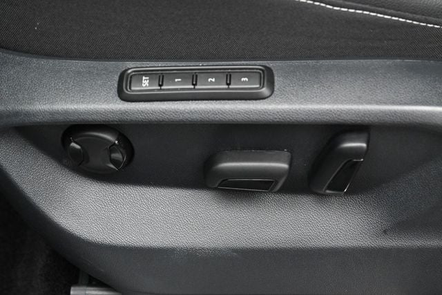 2023 Volkswagen Tiguan 2.0T SEL R-Line