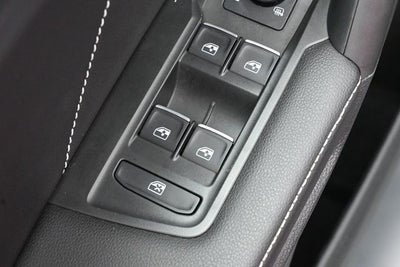2023 Volkswagen Tiguan 2.0T SEL R-Line
