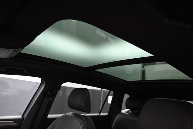 2023 Volkswagen Tiguan 2.0T SEL R-Line